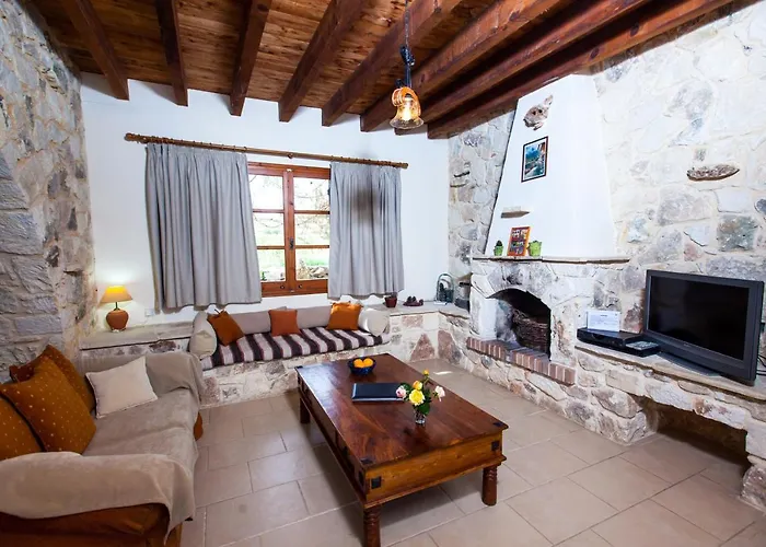 Olive Grove Willa Latsi